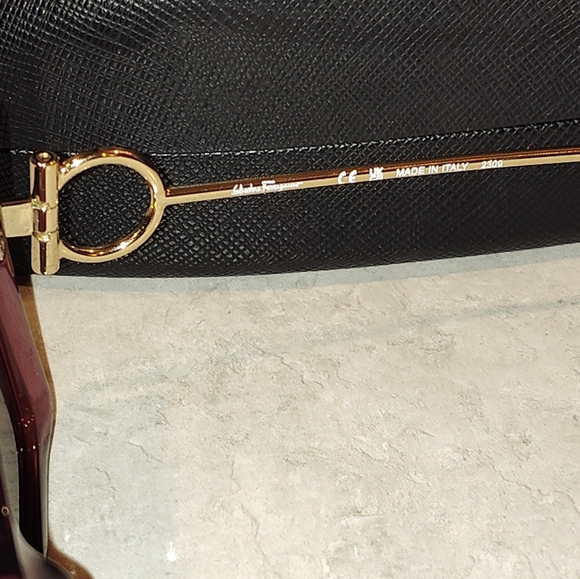 NIB Salvatore Ferragamo SF913S Fashion Butterfly Sunglasses - Picture 5 of 14